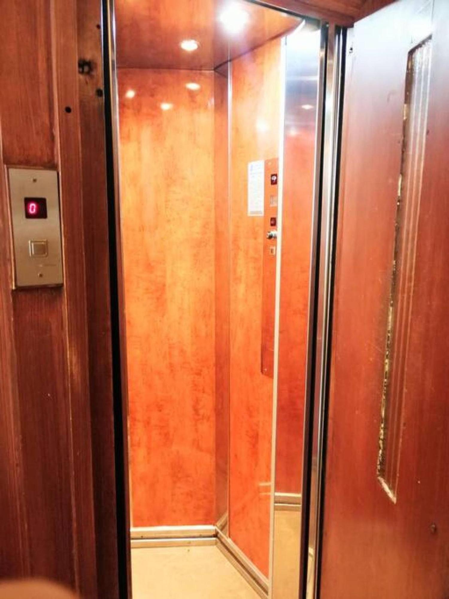 Elegant Apartment Under The Acropolis Ateny Zewnętrze zdjęcie